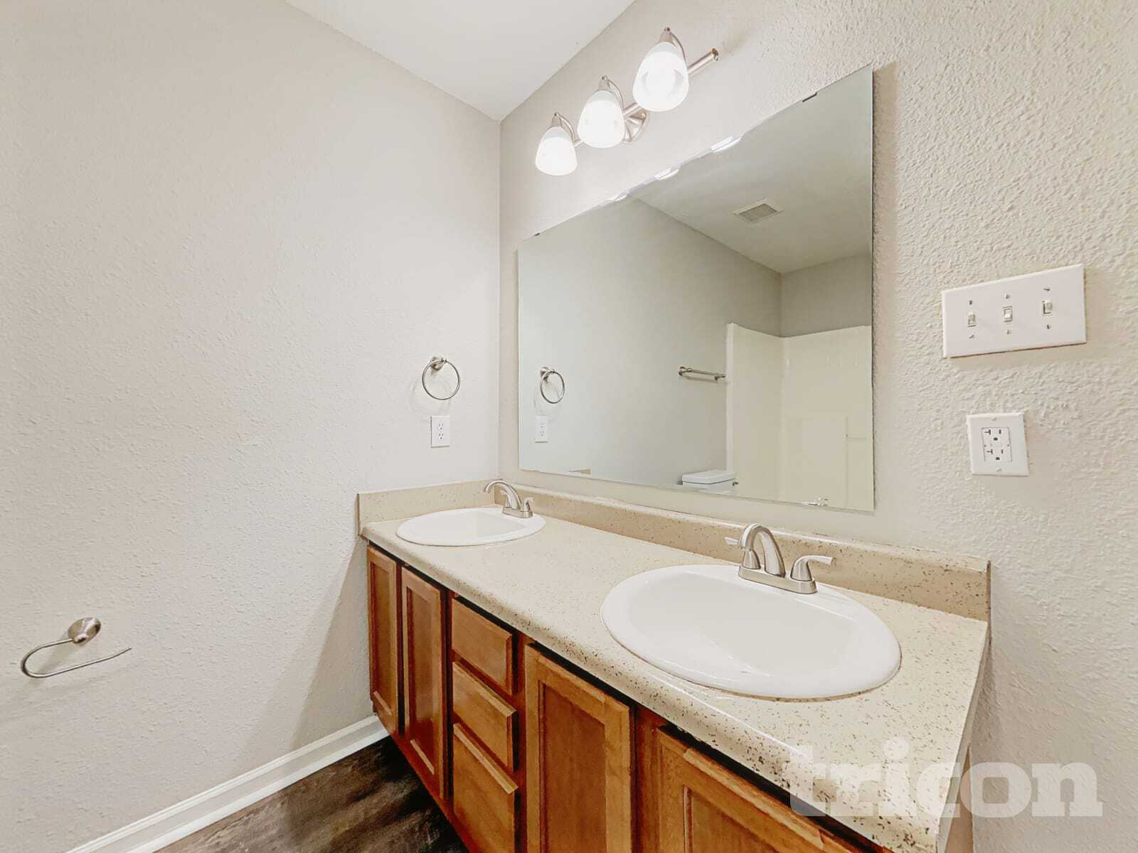 Building Photo - 11157 Fall Dr