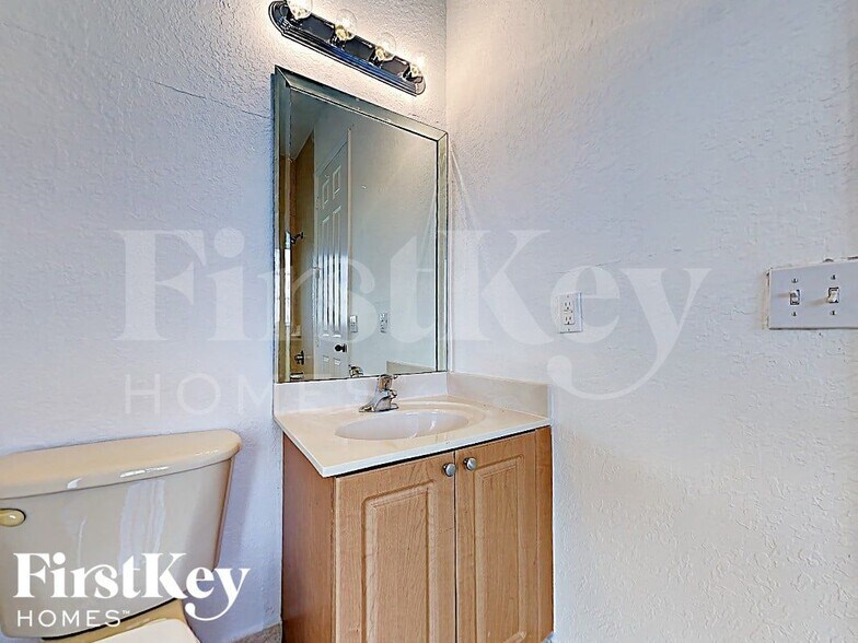 Building Photo - 21986 SW 131st Pl