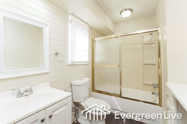 Building Photo - 9133 E 90 Terrace