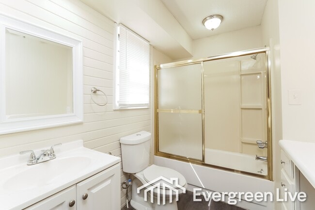 Building Photo - 9133 E 90th Ter