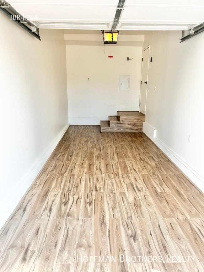 Building Photo - 4162 Alla Rd