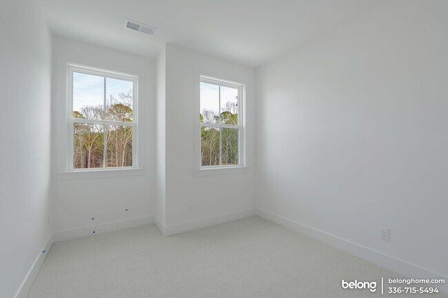 Building Photo - 2120 Opulent Oaks Ln