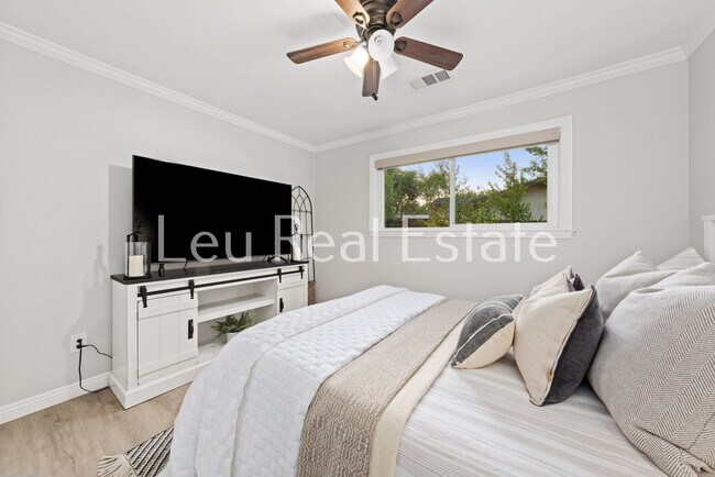 Building Photo - 3777 De Sabla Rd