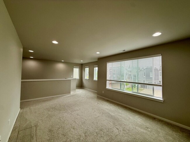 Building Photo - Renton Home