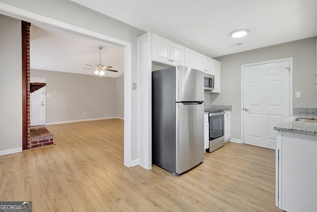 Building Photo - 125 Belle Dr