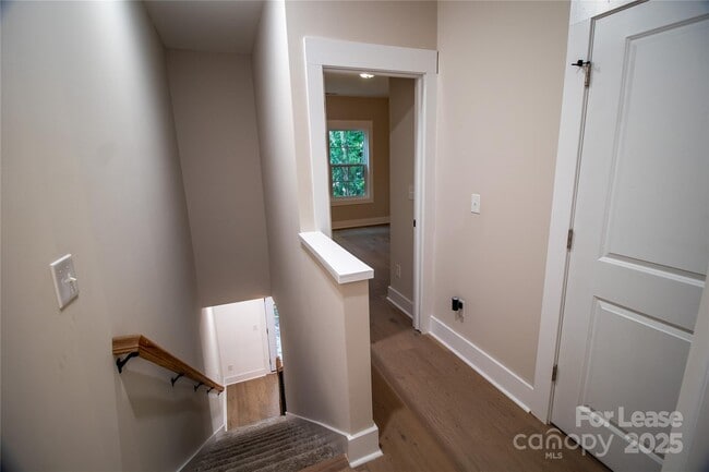 Building Photo - 603 Church St