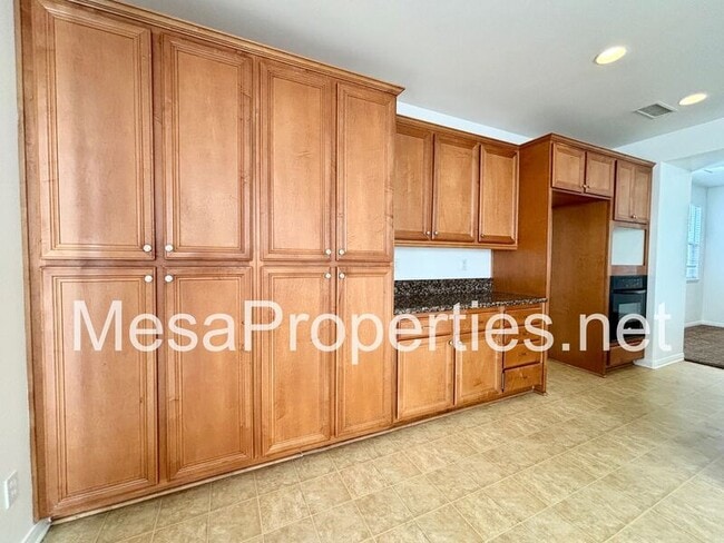 Building Photo - 12425 Deborah Pl