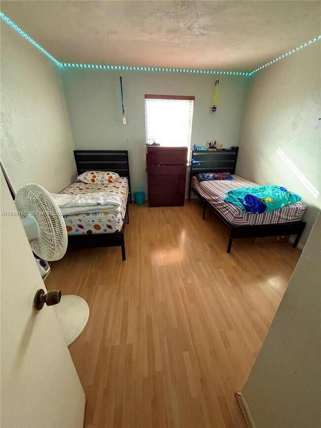 Building Photo - 8701 SW 141st St