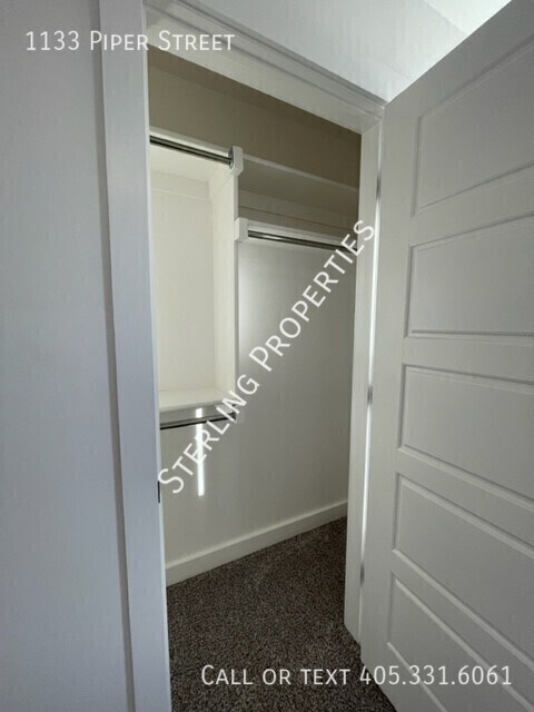 Building Photo - 1133 Piper St