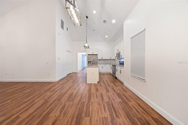 Building Photo - 2330 W St Louis St