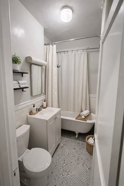 Building Photo - 1576 Commonwealth Ave