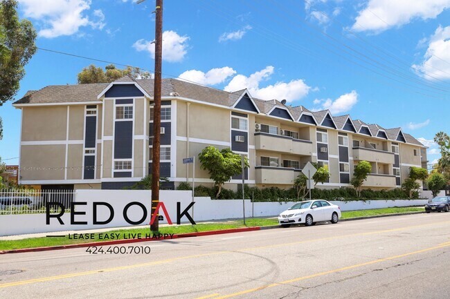 Building Photo - 10201 Woodbine St