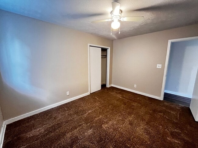 Building Photo - Charming 3 Bed and 1 Bath Home