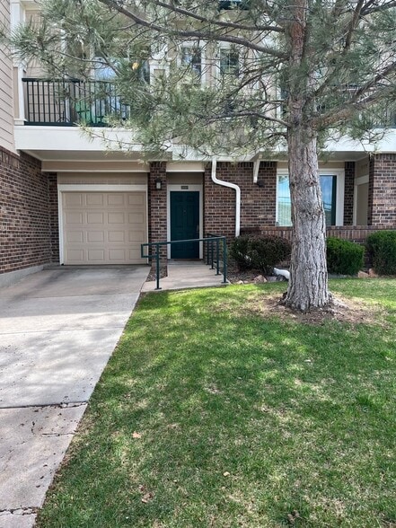 Building Photo - 2010 Shamrock Dr