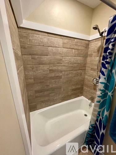 Building Photo - 5 Myrtle St