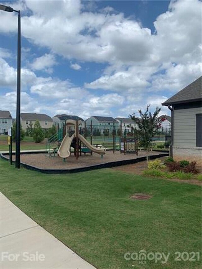 Building Photo - Stunning Almost New Home in desirable Chat...