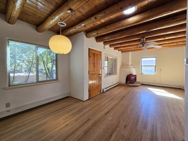 Building Photo - 1823 Tewa Rd