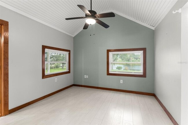 Building Photo - 10519 Bridgewood Dr