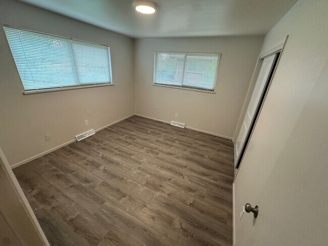 Building Photo - 4638 Swadley St