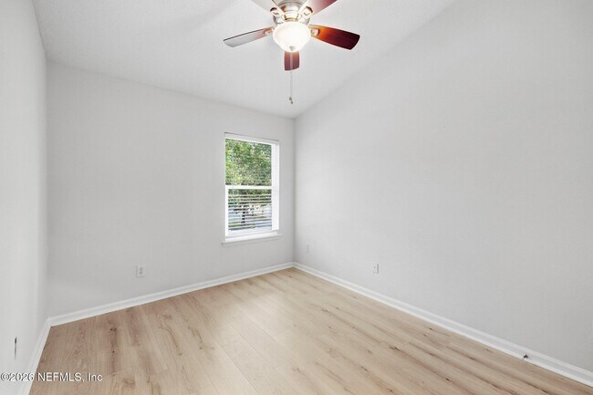 Building Photo - 13305 Solar Dr
