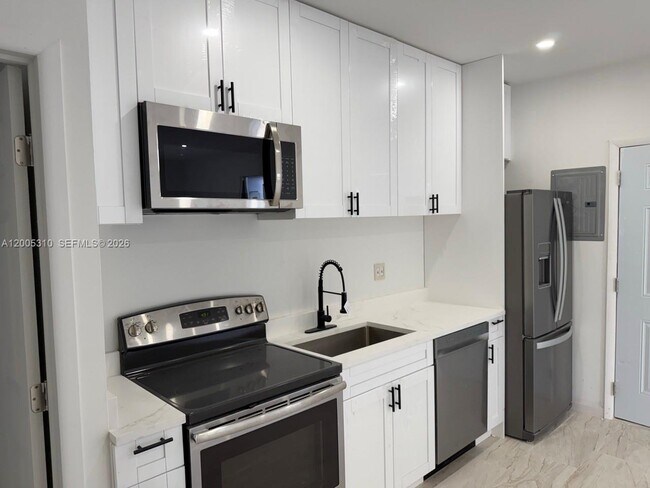 Building Photo - 2335 NW 68th St