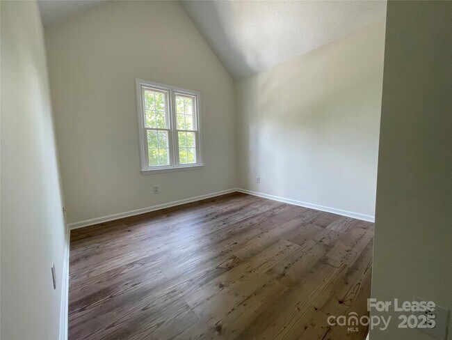 Building Photo - 8509 Netherfield Ct