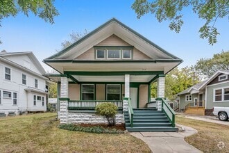 Building Photo - Affordable, spacious and charming - the pe...