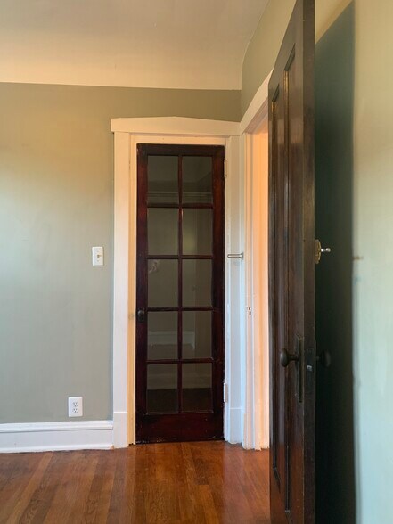 Main Bedroom Closet - 4704 W Waveland Ave