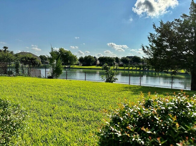 Building Photo - 6811 Sable River Ct