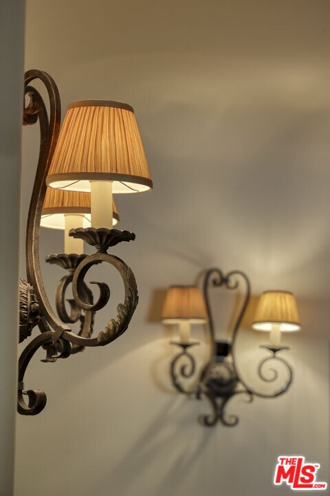 Building Photo - 4718 White Oak Ave