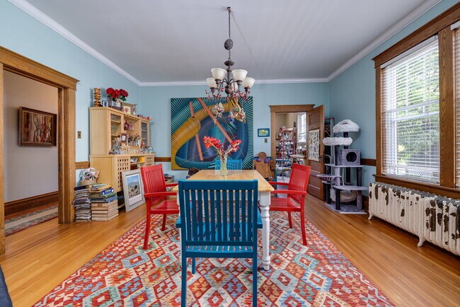 Building Photo - Historic Charm Meets Modern Comfort: Your Downtown Oasis Awaits!