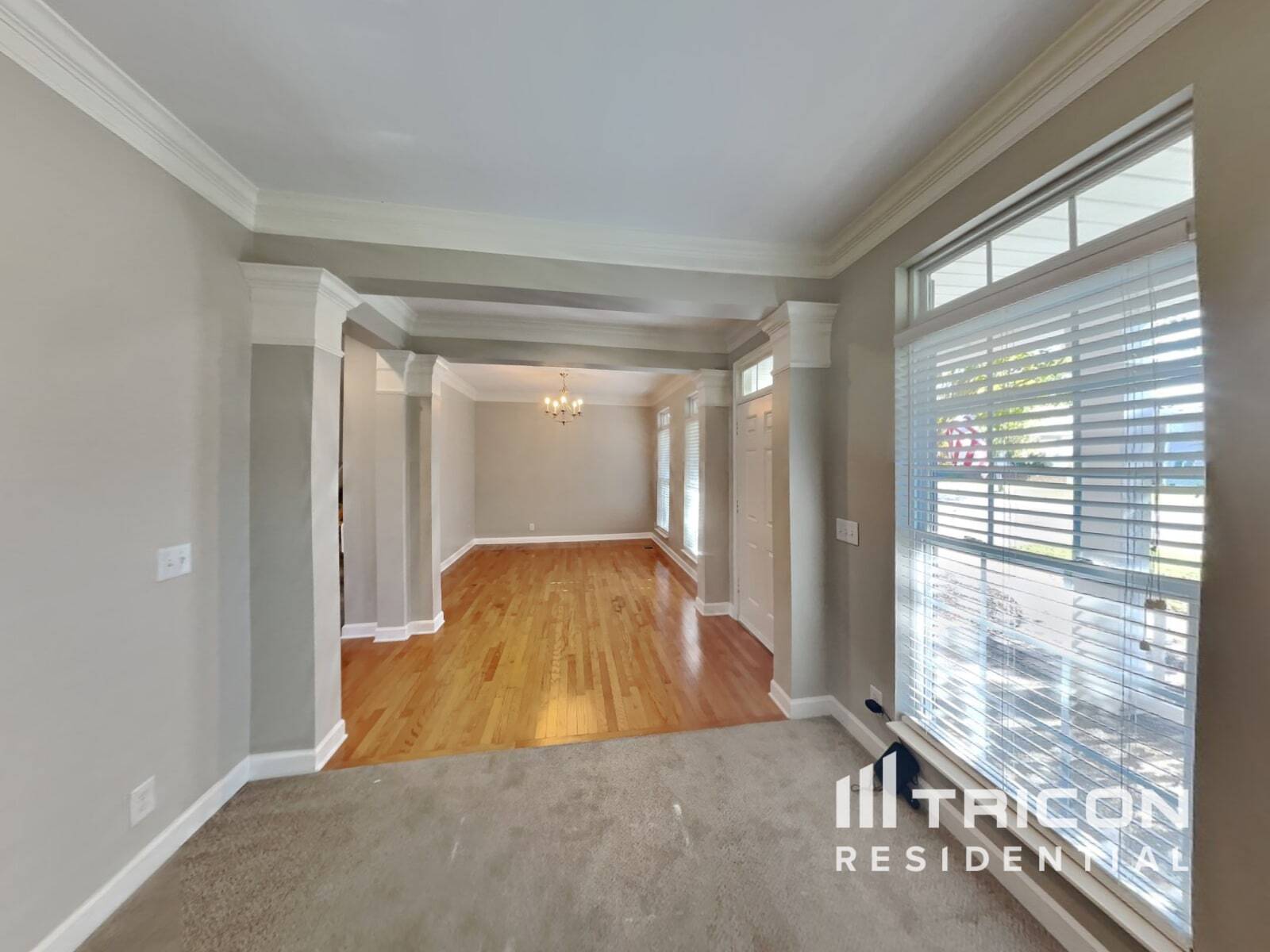 Building Photo - 1307 Creekside Dr