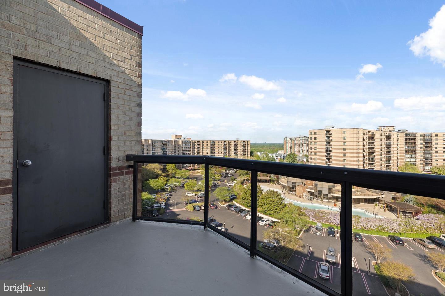 Balcony - 8370 Greensboro Dr