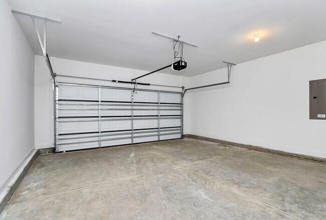 Building Photo - Brand New 4BD/2BA Ranch In Monroe!