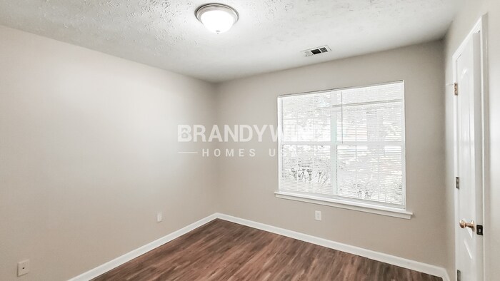 Building Photo - 8120 Chapman Terrace