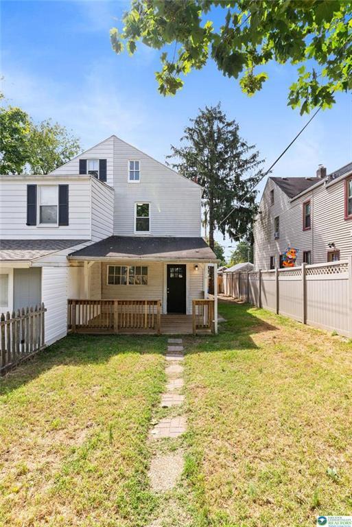 Building Photo - 821 Jackson St