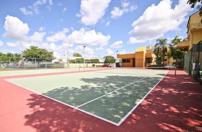 Building Photo - 10700 SW 108th Ave