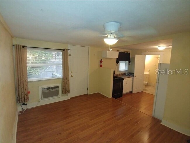 Building Photo - 2127 13th St W
