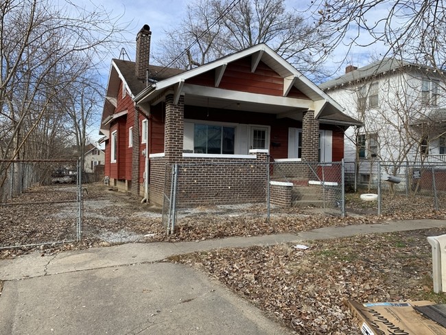 Primary Photo - 3 Bedroom 1 bath Home Mt Vernon Illinois