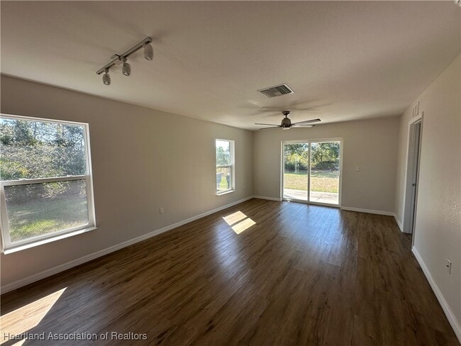 Building Photo - 6952 San Benito Dr