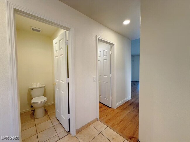 Building Photo - 161 Swale Ln