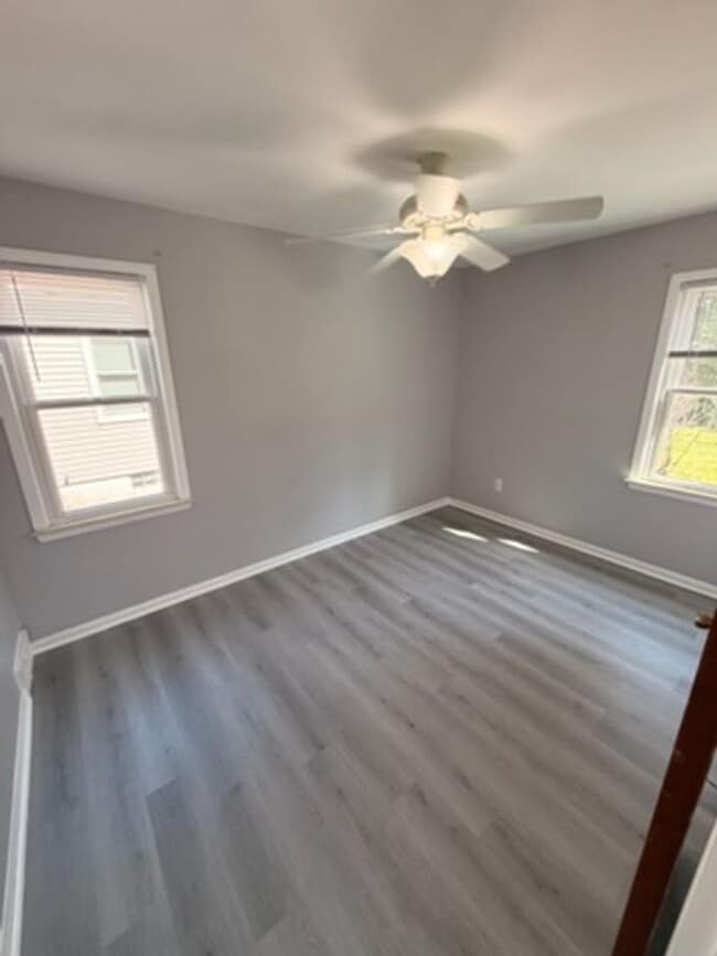Building Photo - Charming Single-Family Home in Desirable Allen Park Neighborhood