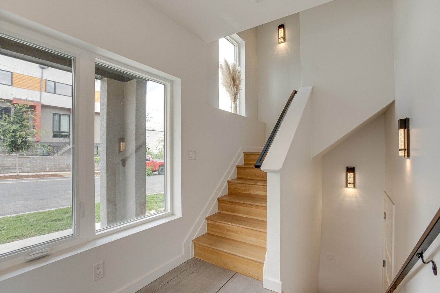 Building Photo - 3890 W 13th Ave