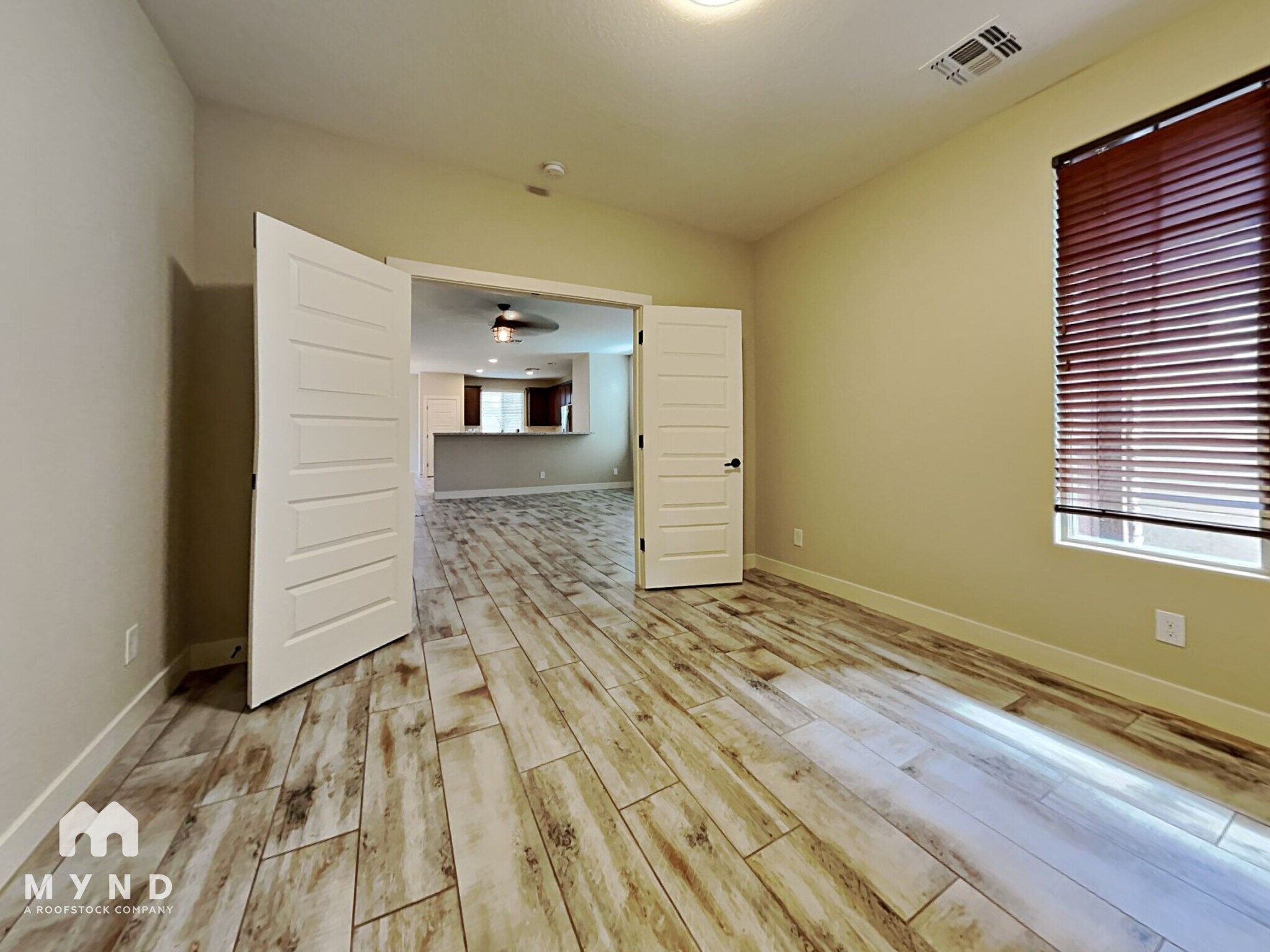 Building Photo - 2639 N Walker Way