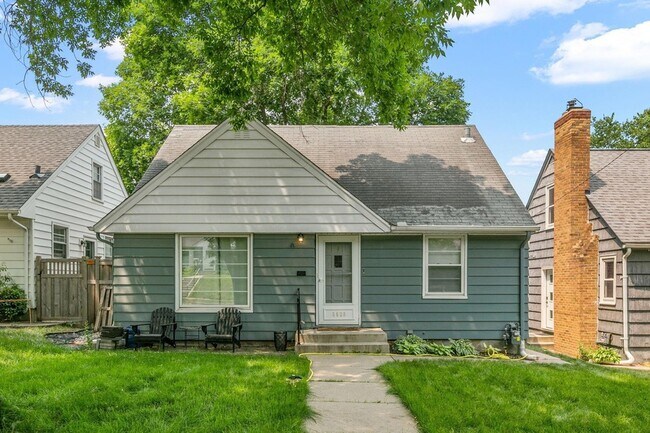 Building Photo - 5620 Humboldt Ave S