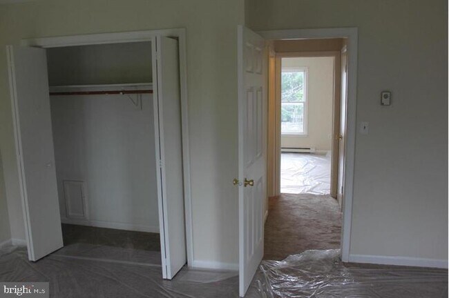 Building Photo - 414 Cornwallis Ct
