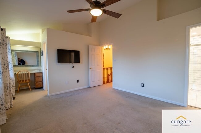 Building Photo - 1016 Arborwood Pl