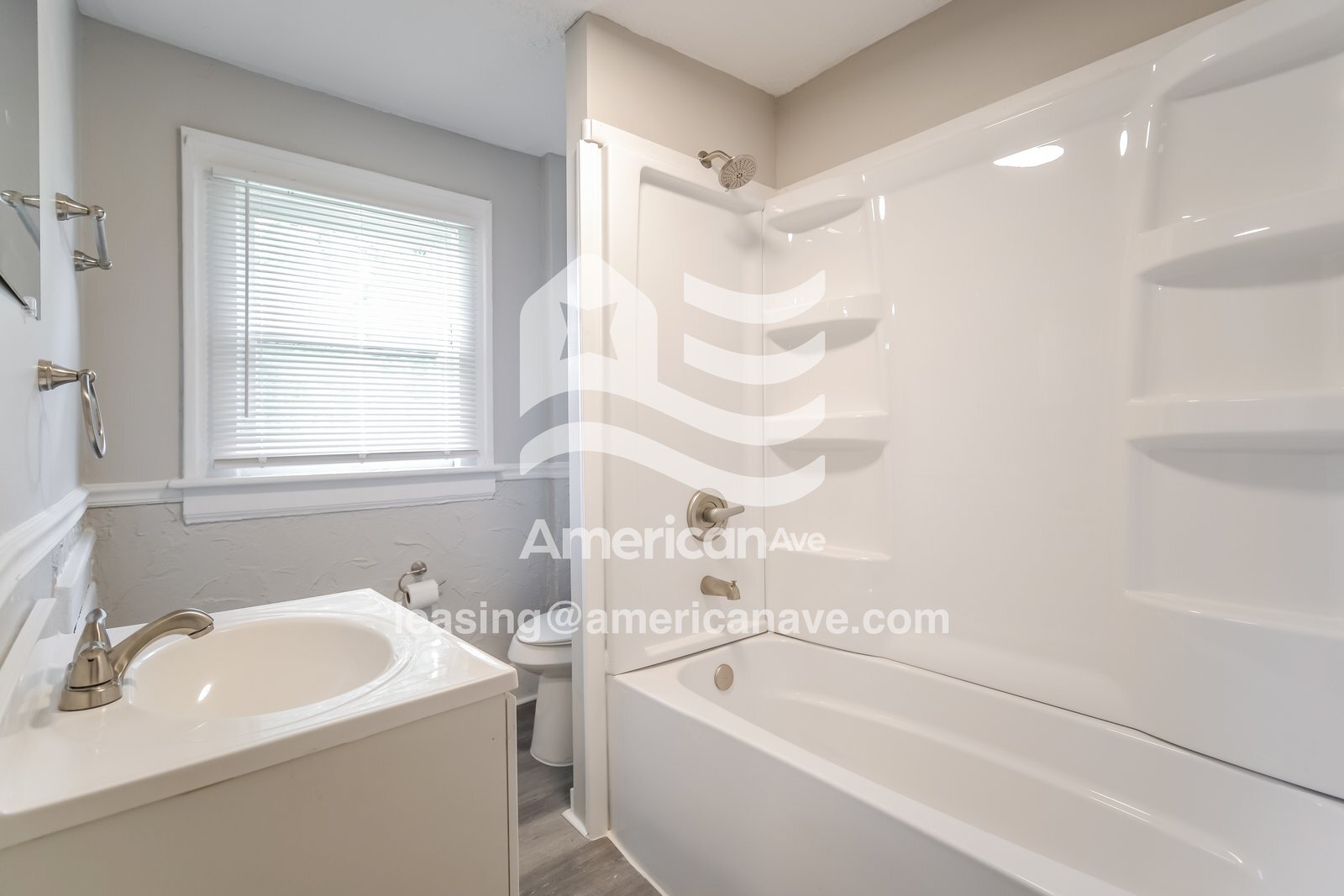 Building Photo - 268 Gordon Dr