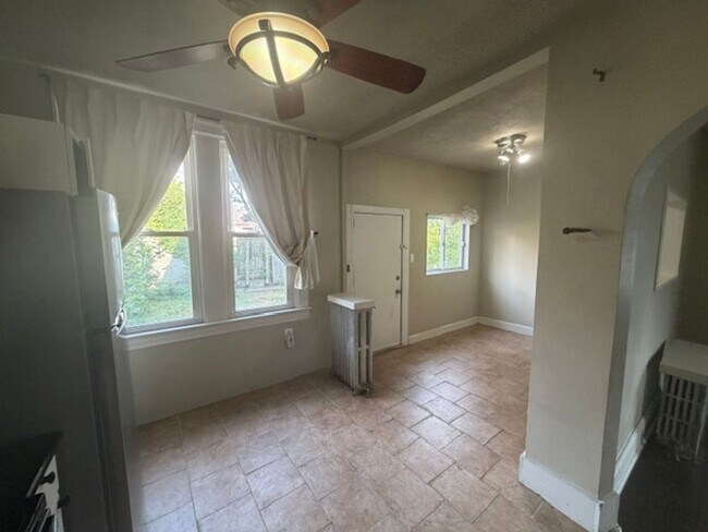 Building Photo - Beautiful Home for Rent