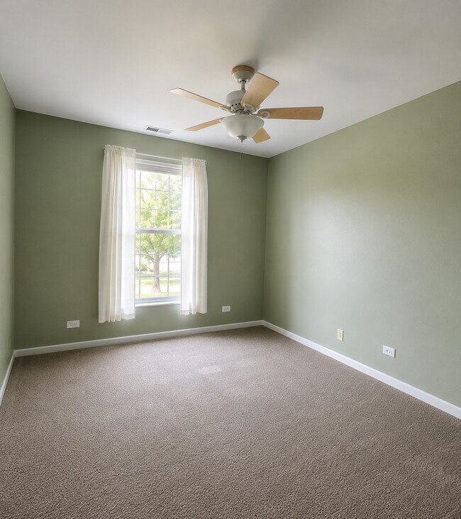 Building Photo - 3291 Cremin Ln